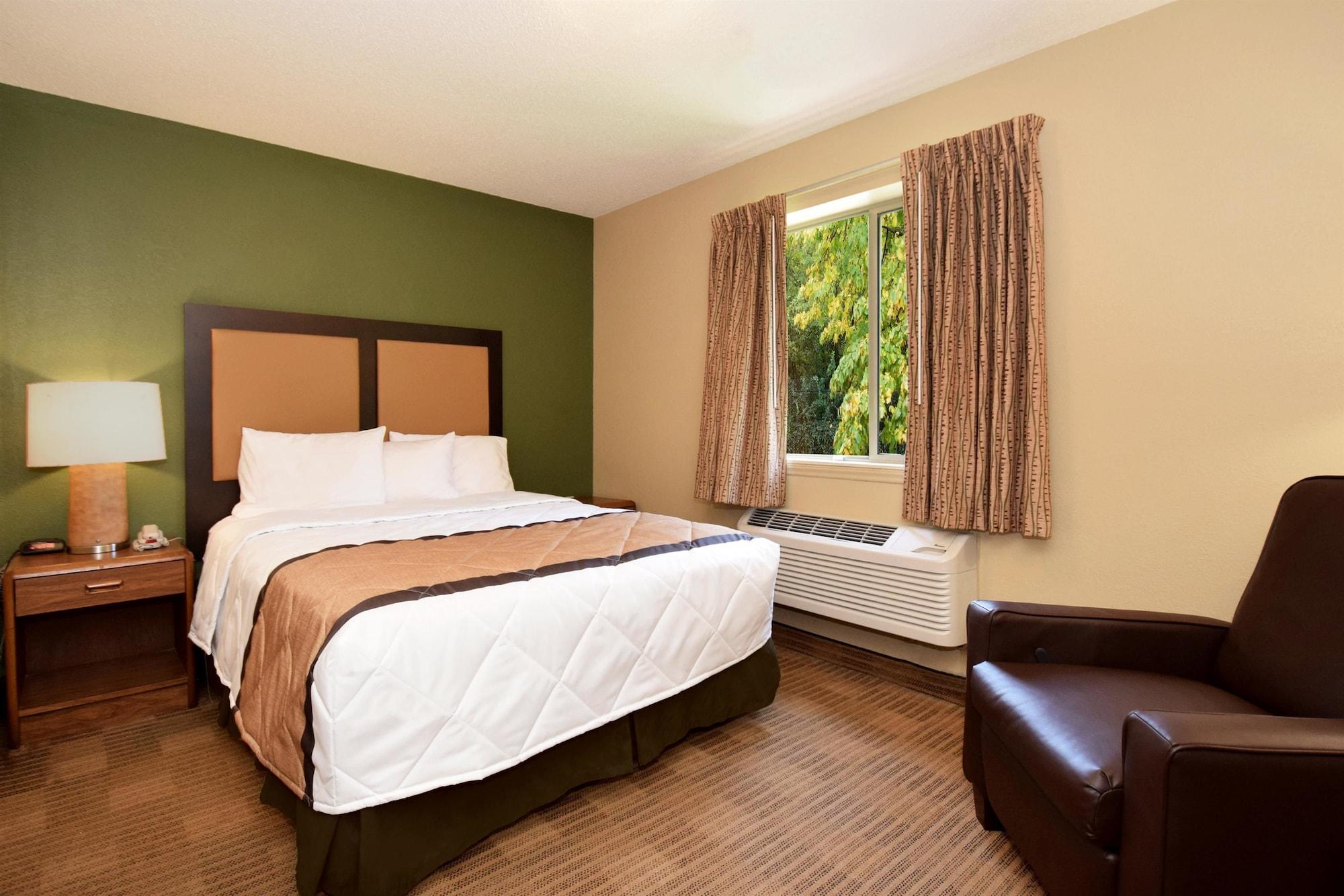 Extended Stay America Suites - Dallas - Market Center Екстериор снимка