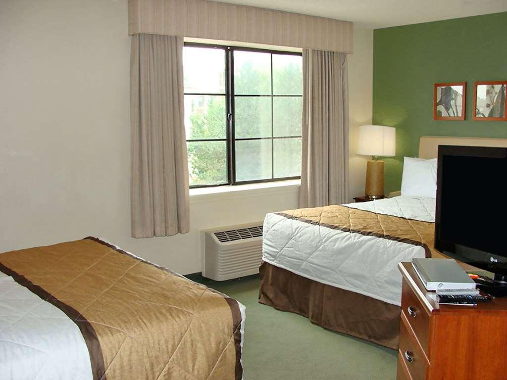 Extended Stay America Suites - Dallas - Market Center Стая снимка